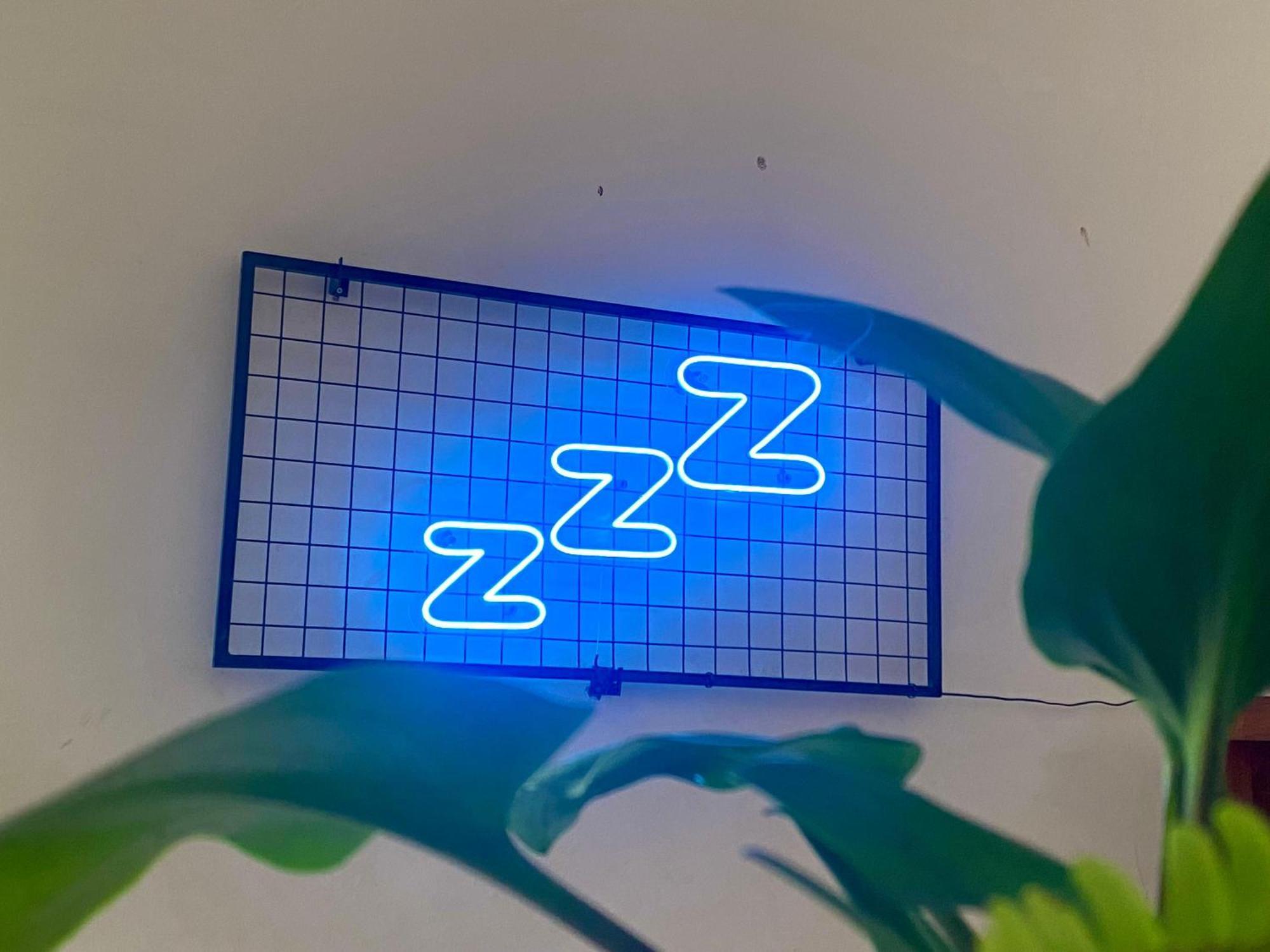 Zzz Hostel Malang Bagian luar foto